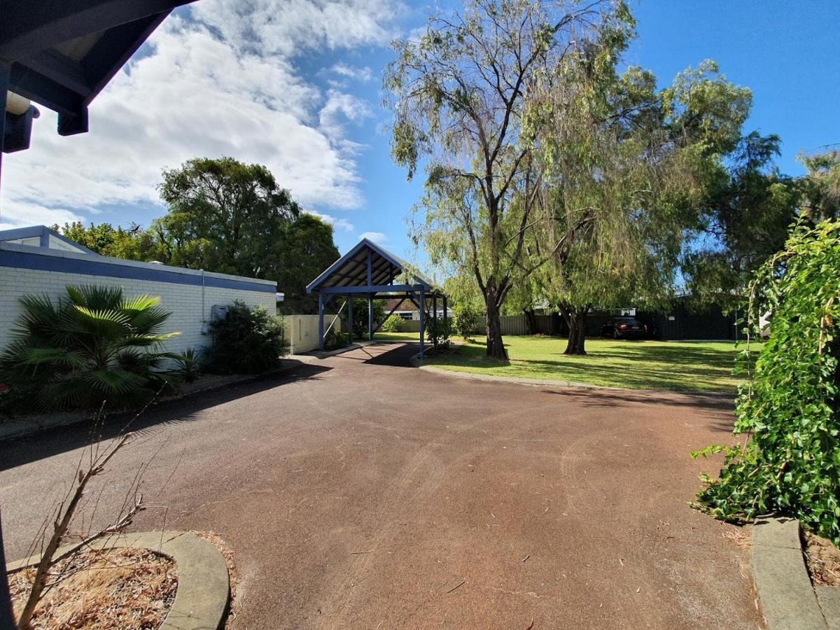 Busselton Holiday Units מראה חיצוני תמונה