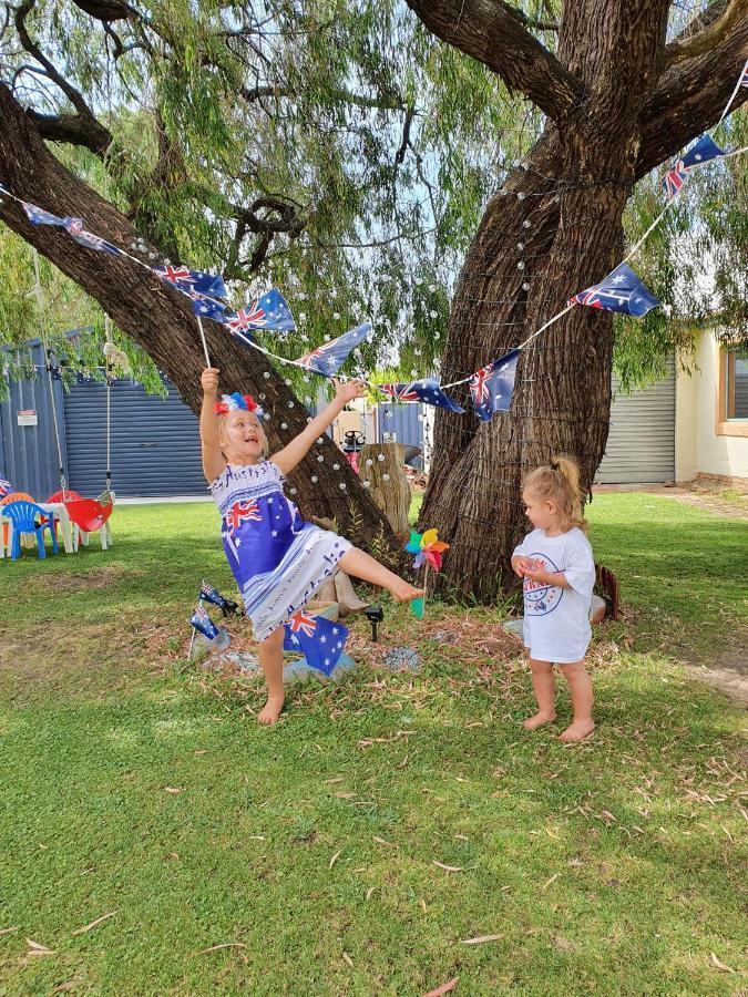 Busselton Holiday Units מראה חיצוני תמונה