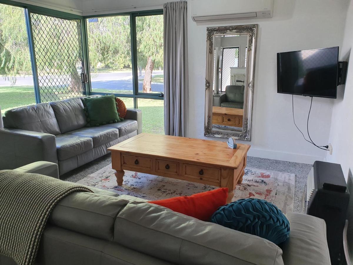 Busselton Holiday Units חדר תמונה