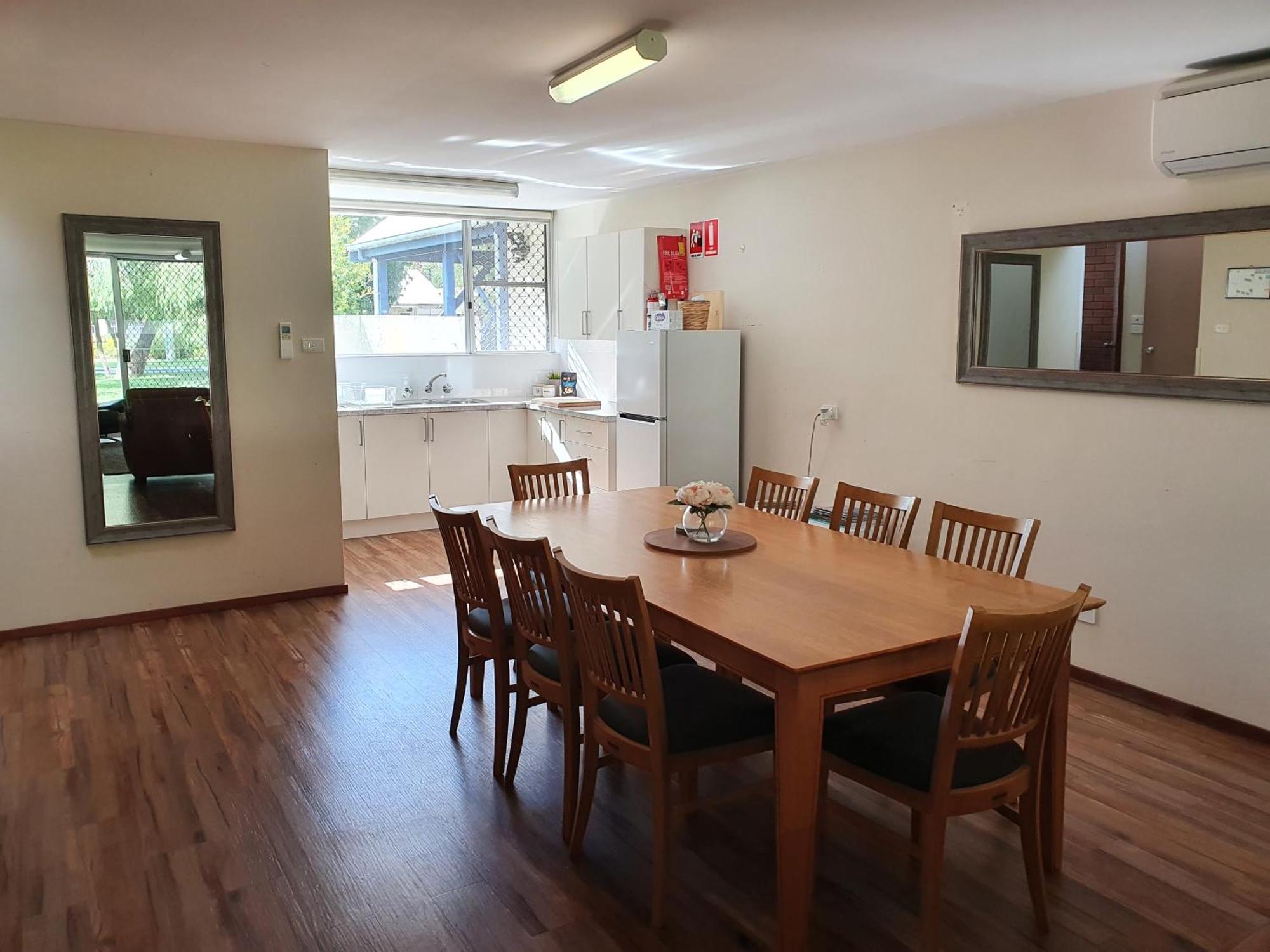 Busselton Holiday Units חדר תמונה